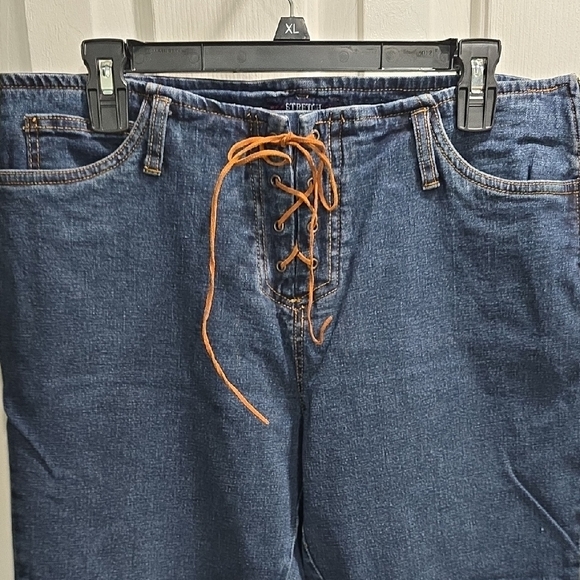 Bill Blass Vintage Denim Capris with Lace-Up Detail Woman's size 10 - Picture 2 of 13